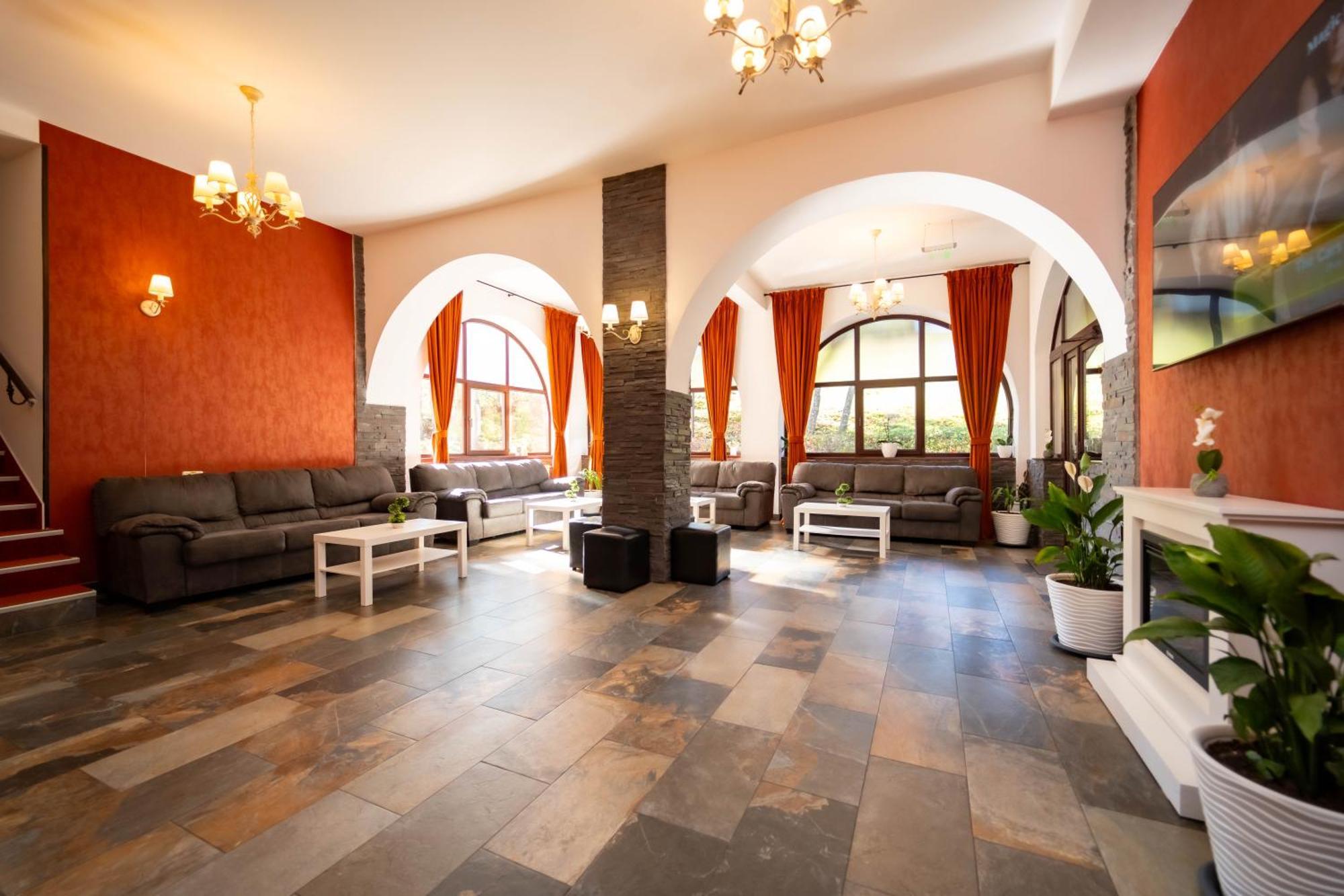 Hotel Cirus プレデアル エクステリア 写真
