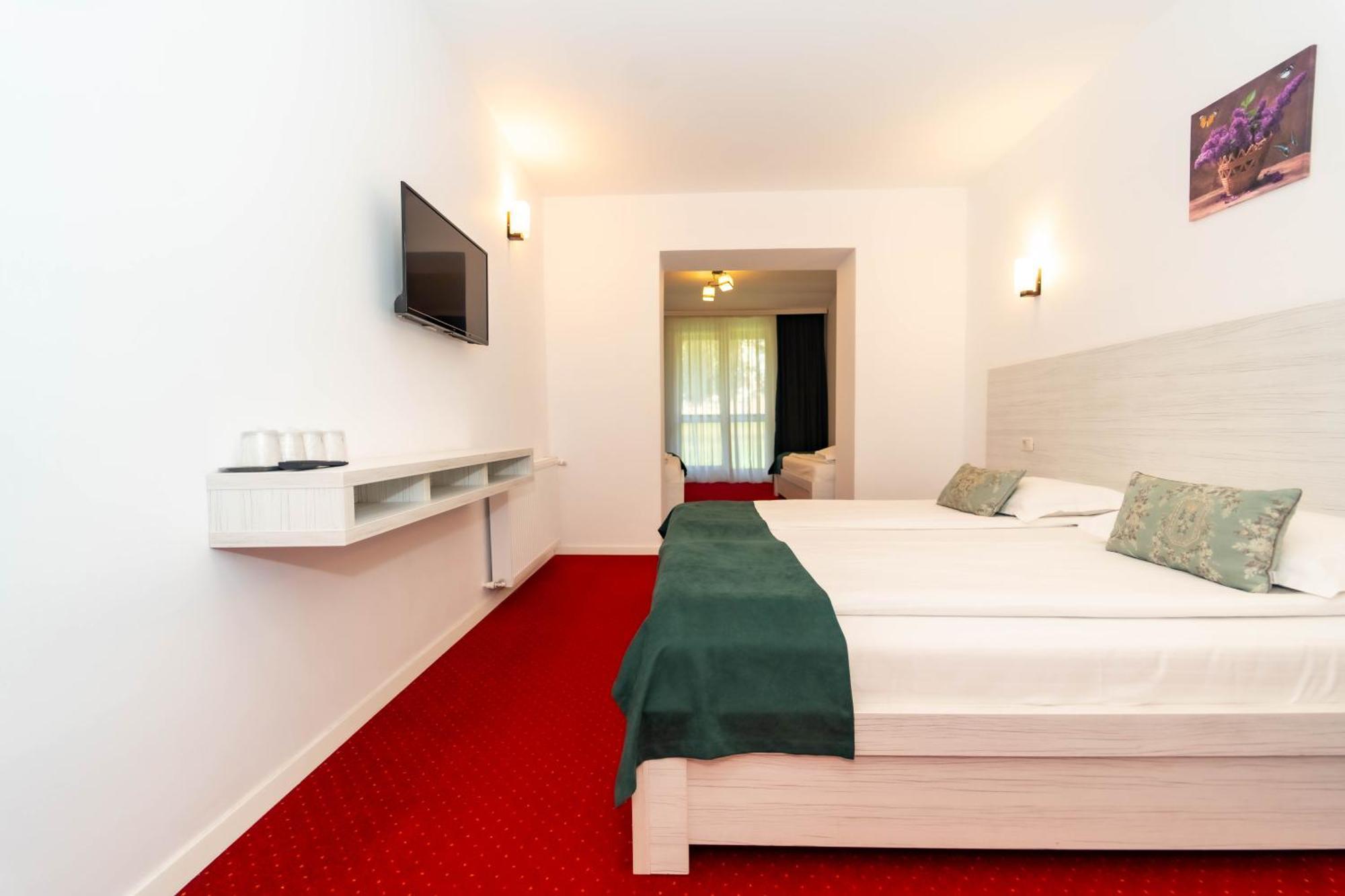Hotel Cirus プレデアル エクステリア 写真