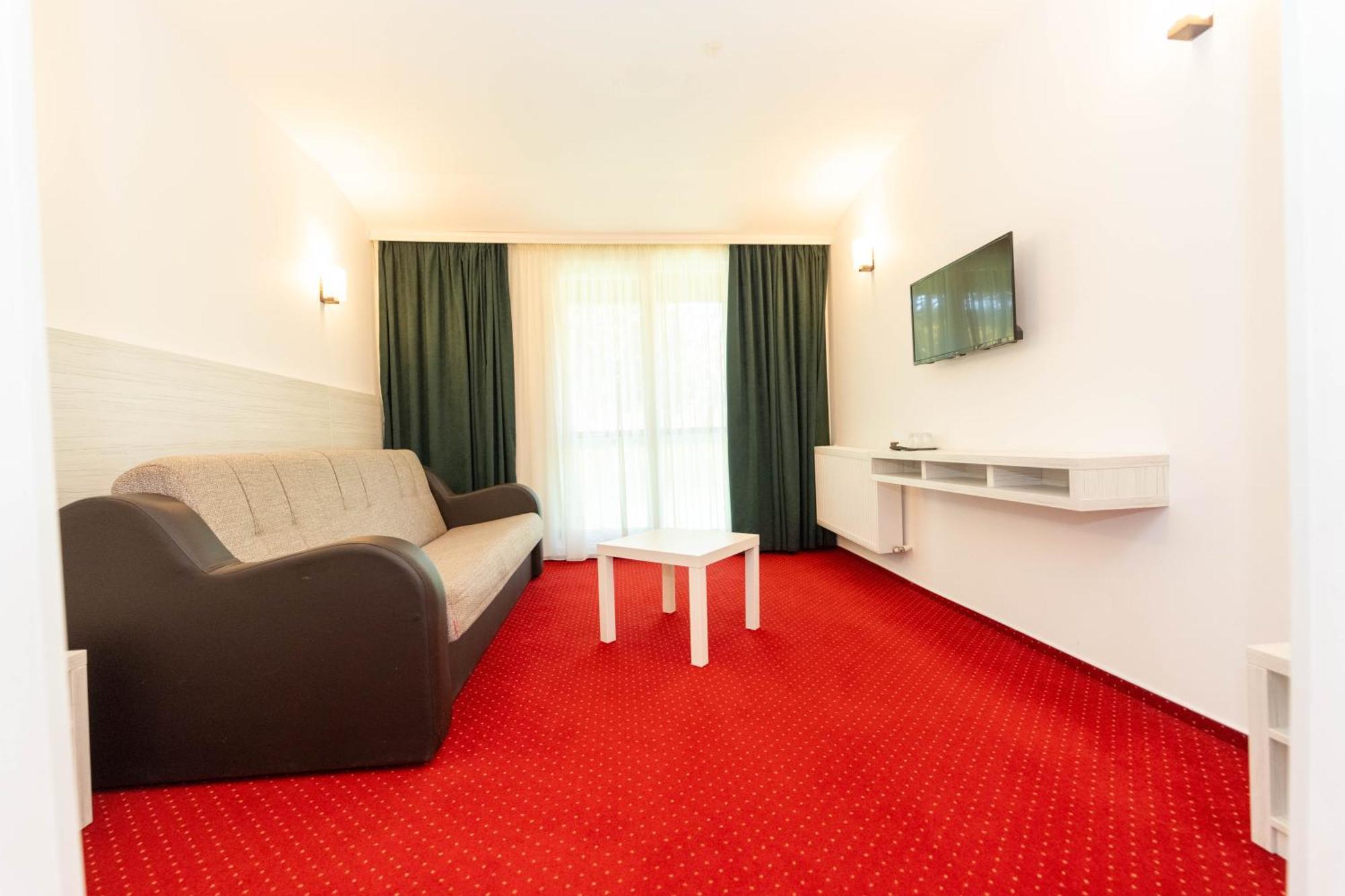 Hotel Cirus プレデアル エクステリア 写真