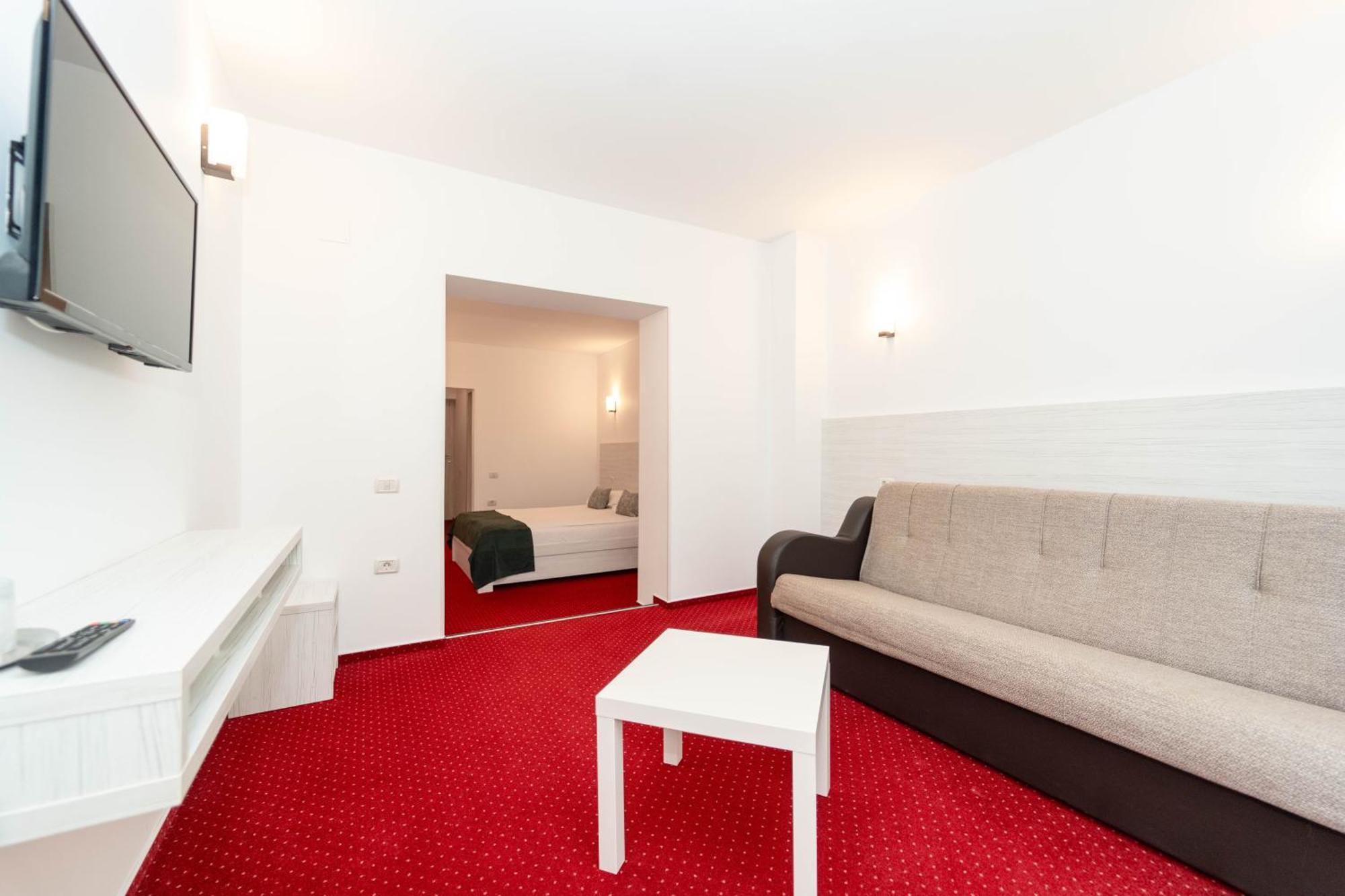 Hotel Cirus プレデアル エクステリア 写真