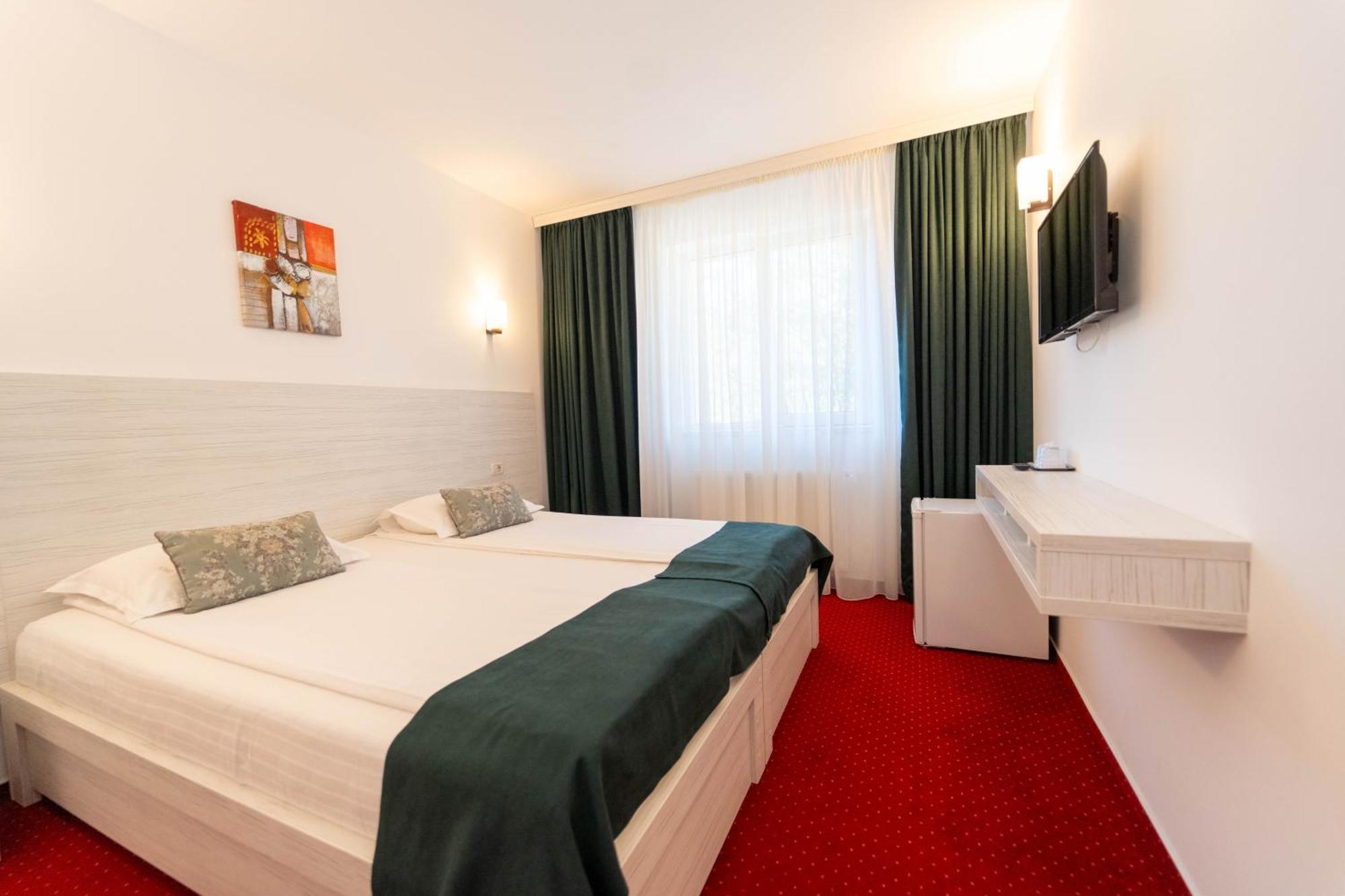 Hotel Cirus プレデアル エクステリア 写真