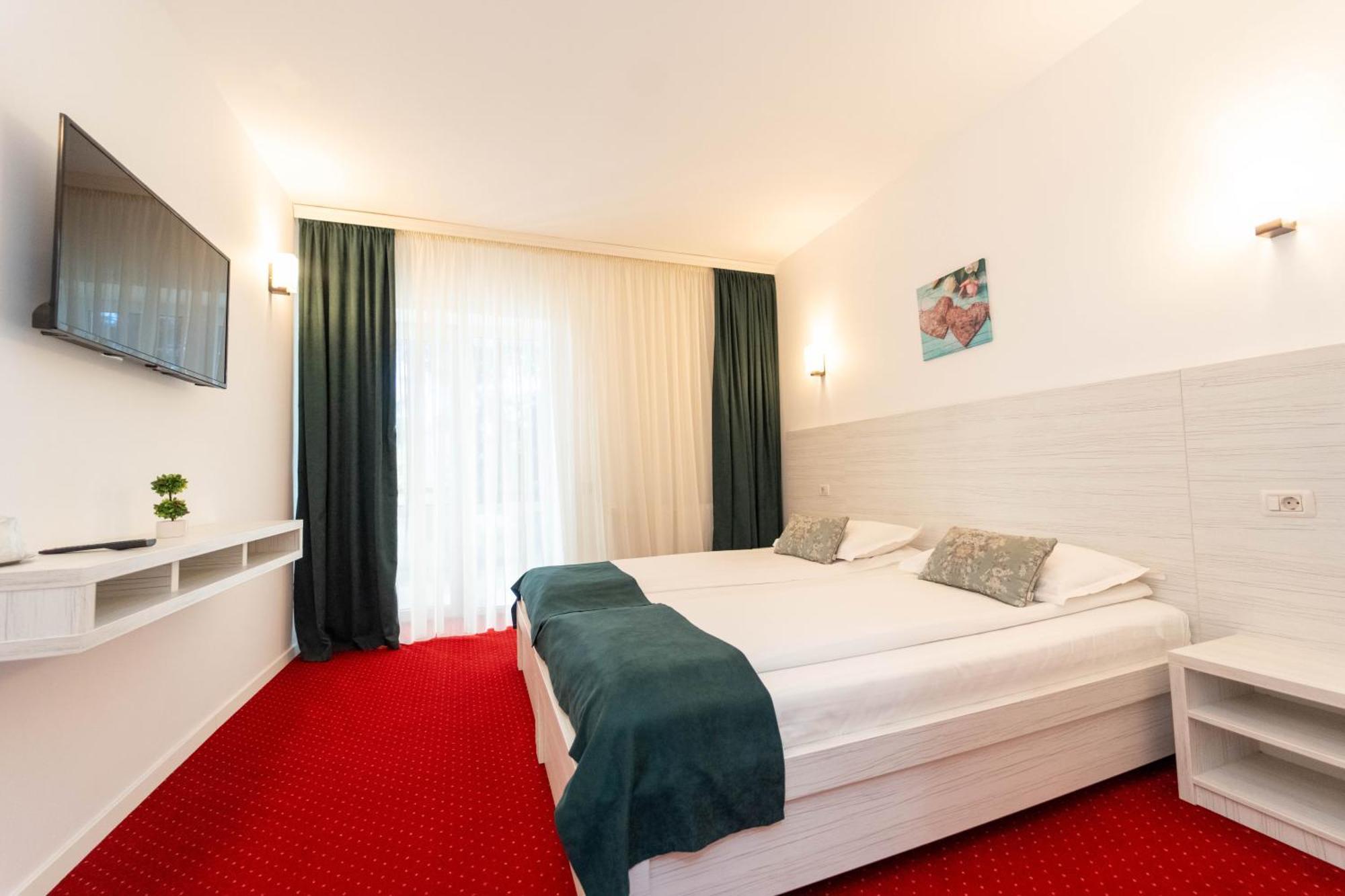 Hotel Cirus プレデアル エクステリア 写真